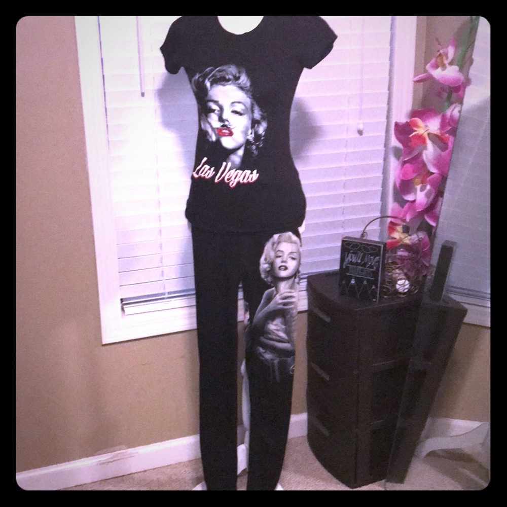 Marilyn Monroe T shirt and Legging set